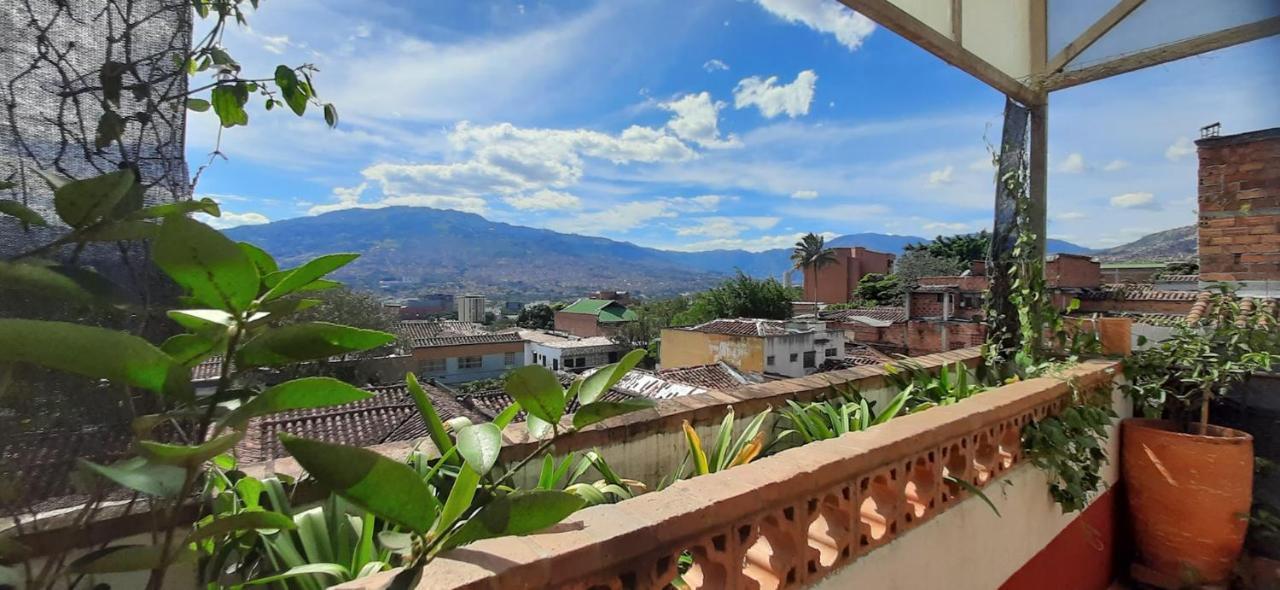 Villa Del Prado Medellin Exterior photo