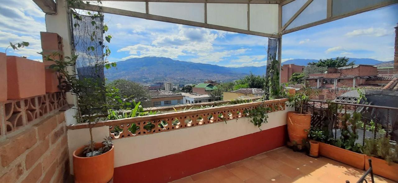 Villa Del Prado Medellin Exterior photo